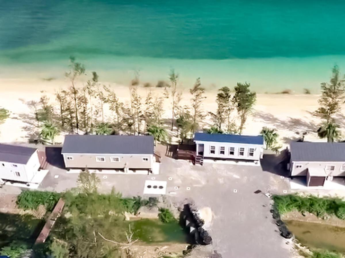 Le Grand Bleu Hotel Amami Bagian luar foto